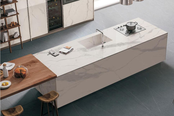 購入 AAA 白色シントレストーンスラブ 1600x3200mm マット表面 オンライン製造