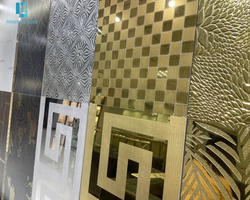 購入 600x600mmの金色の床タイルの居間の谷の壁の磁器のタイル オンライン製造
