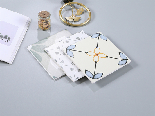 美しいベージュとブルー 20x20cm 壁内壁の花のタイル 4つのスタイル