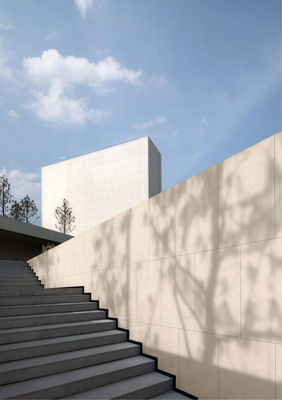 ベージュマット半磨き外壁石タイル 600x1200mm