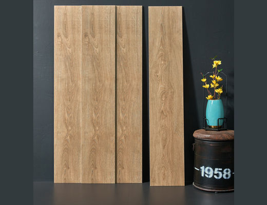 60Boxes/Plt 9.5mmの厚さの木の磁器は250x1500mmのクリーム色をタイルを張る